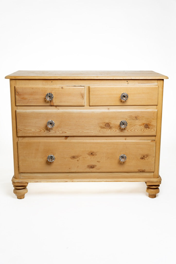 English Pine Chest of Drawers With Glass Knobs