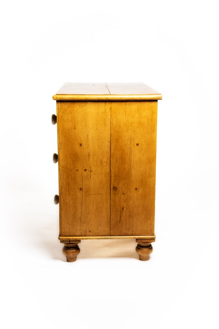 Victorian English Pine Chest of Drawers